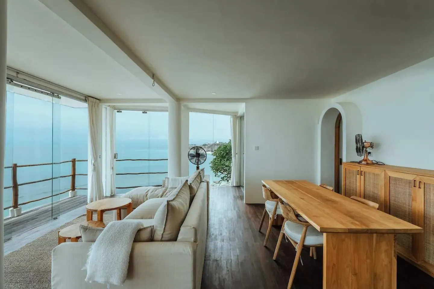180 Degree Ocean View From Two-Bedroom Villa Badung  0*, Badung (Bali)