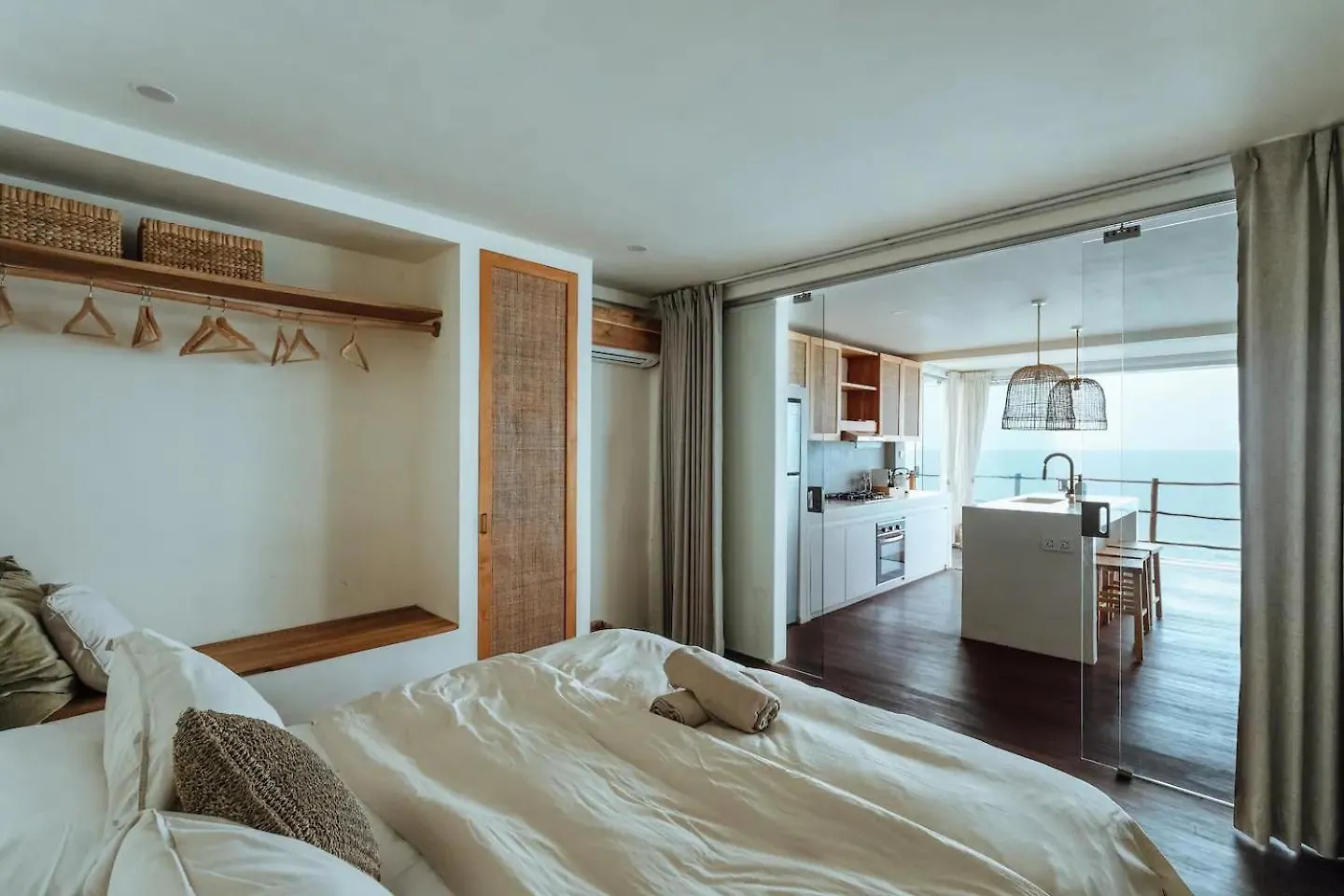 180 Degree Ocean View From Two-Bedroom Villa Badung