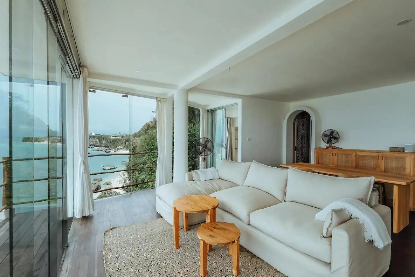 180 Degree Ocean View From Two-Bedroom Villa Badung